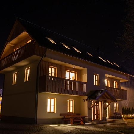 Apartments & Rooms Pr' Skalovc Бохин Екстериор снимка