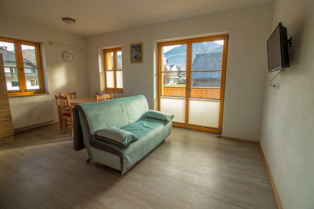 Apartments & Rooms Pr' Skalovc Бохин Екстериор снимка